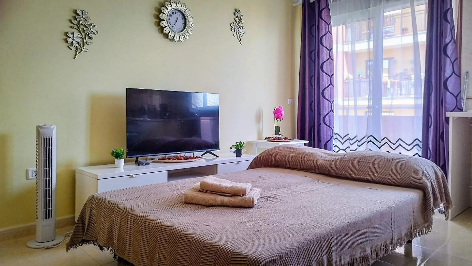 Gold Dreams Daire San Isidro  0*, San Isidro (Tenerife) İspanya